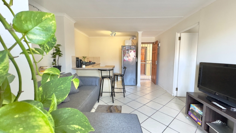 To Let 1 Bedroom Property for Rent in Whispering Pines Western Cape